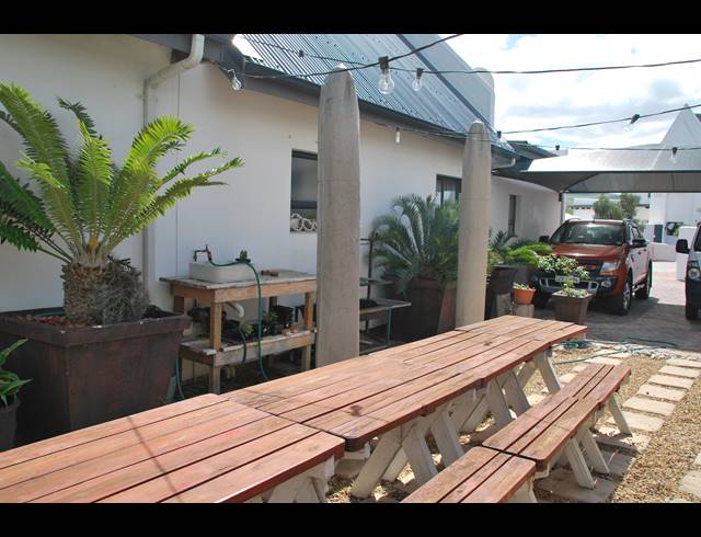 3 BEDROOM TOWNHOUSE FOR SALE IN BOT RIVER